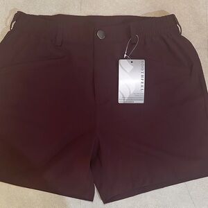 Soothfeel Women's Athletic Shorts in Burgundy